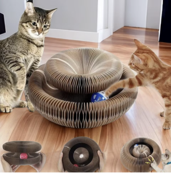 Arranhador com Bolinha para Gatos