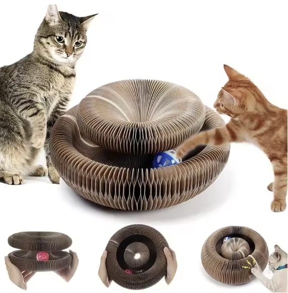Arranhador com Bolinha para Gatos